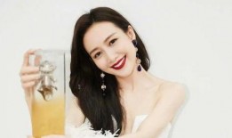 王鸥何九华恋情爆料最新,娱乐圈新恋情引发热议