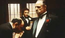 教父1在线观看,黑帮传奇，家族荣耀的崛起之路